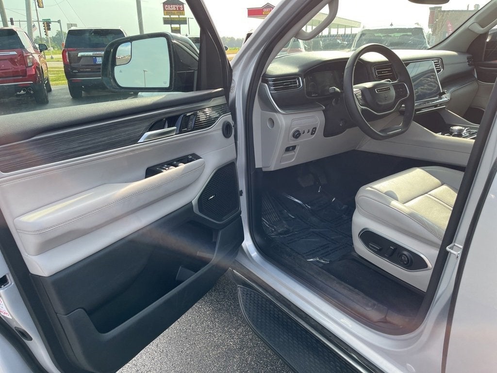 2023 Jeep Wagoneer Series III