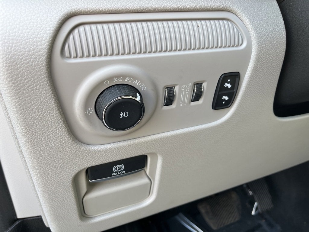 2023 Jeep Wagoneer Series III