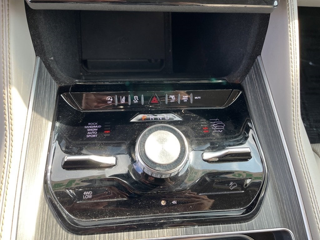 2023 Jeep Wagoneer Series III