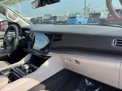 2023 Jeep Wagoneer Series III