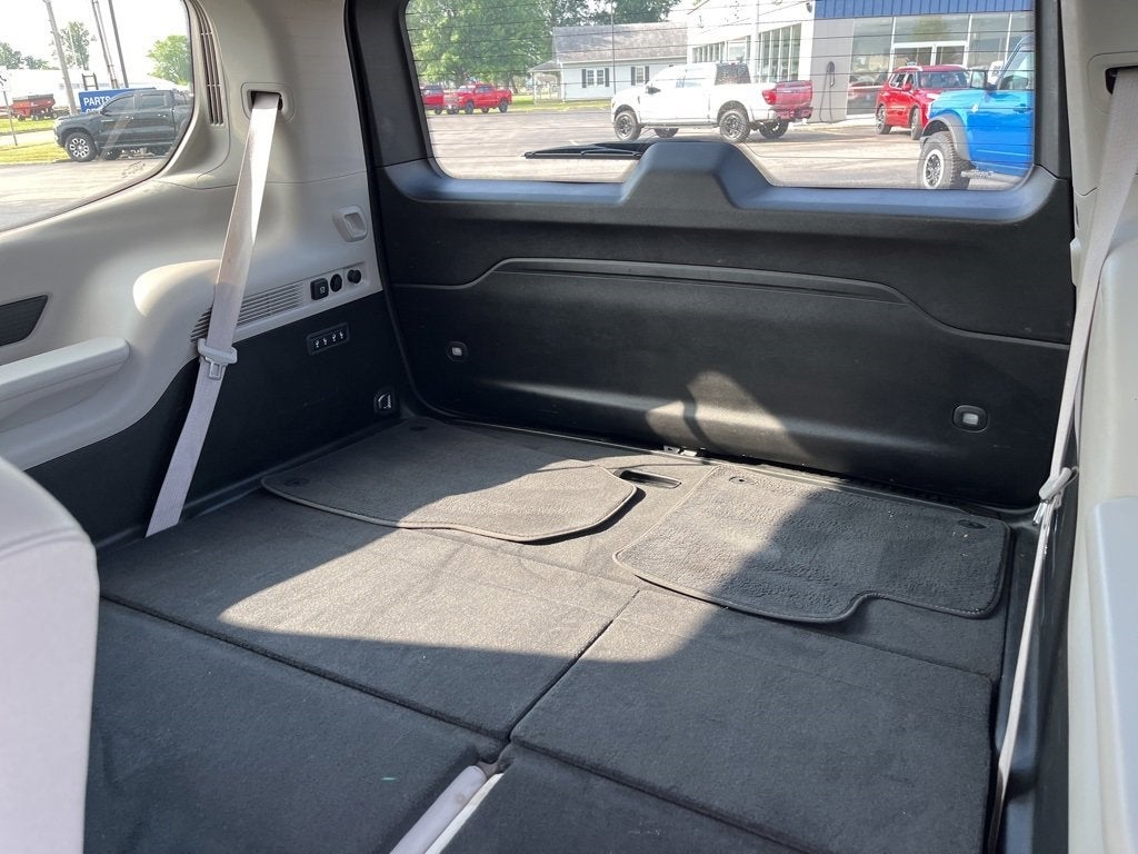 2023 Jeep Wagoneer Series III