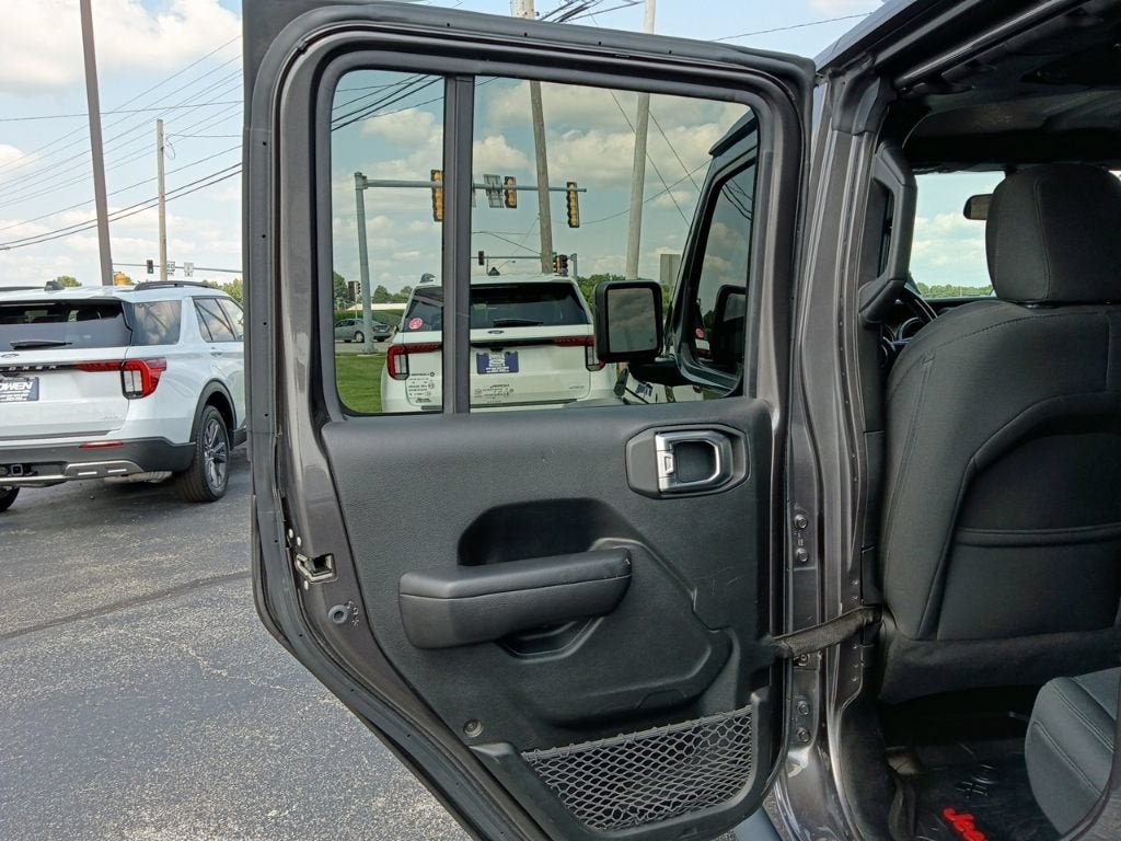 2020 Jeep Gladiator Sport S