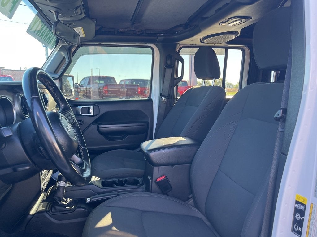 2021 Jeep Gladiator Willys