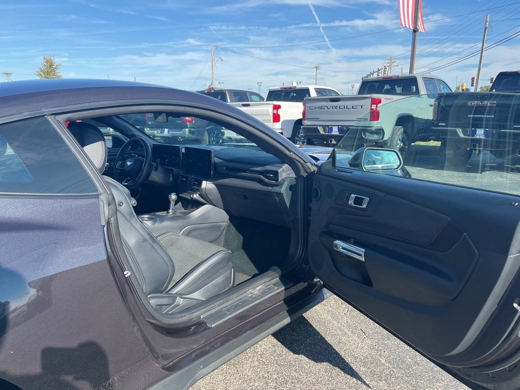 2024 Ford Mustang EcoBoost