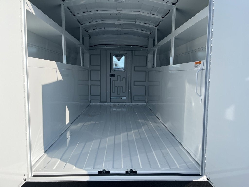 2024 Ford Transit Cutaway Base