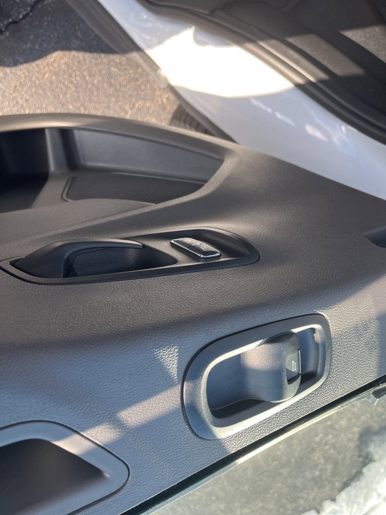 2024 Ford Transit Cutaway Base