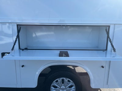 2024 Ford Transit Cutaway Base