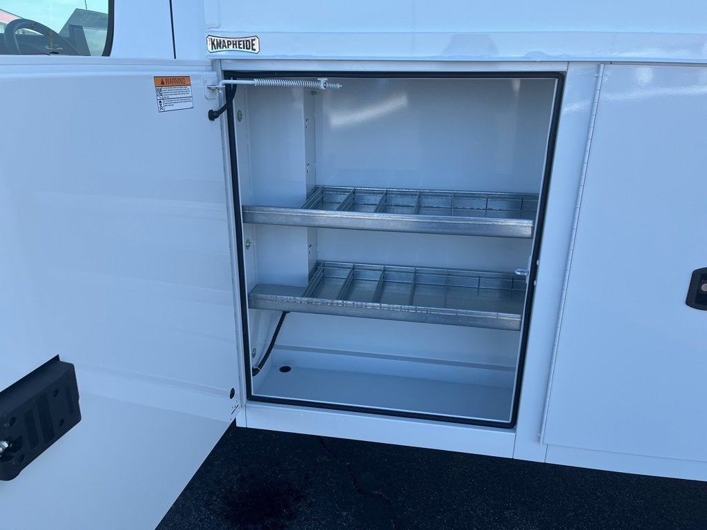 2024 Ford Transit Cutaway Base