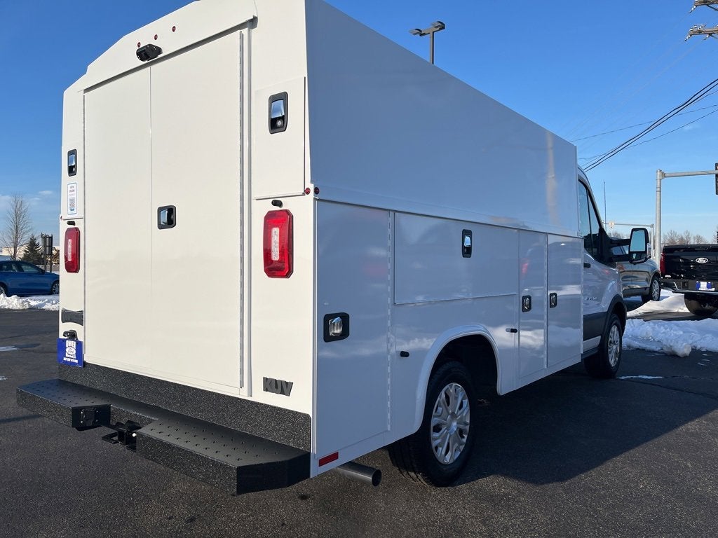 2024 Ford Transit Cutaway Base