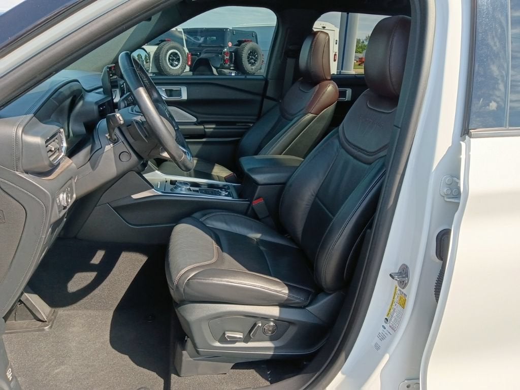 2020 Ford Explorer Platinum