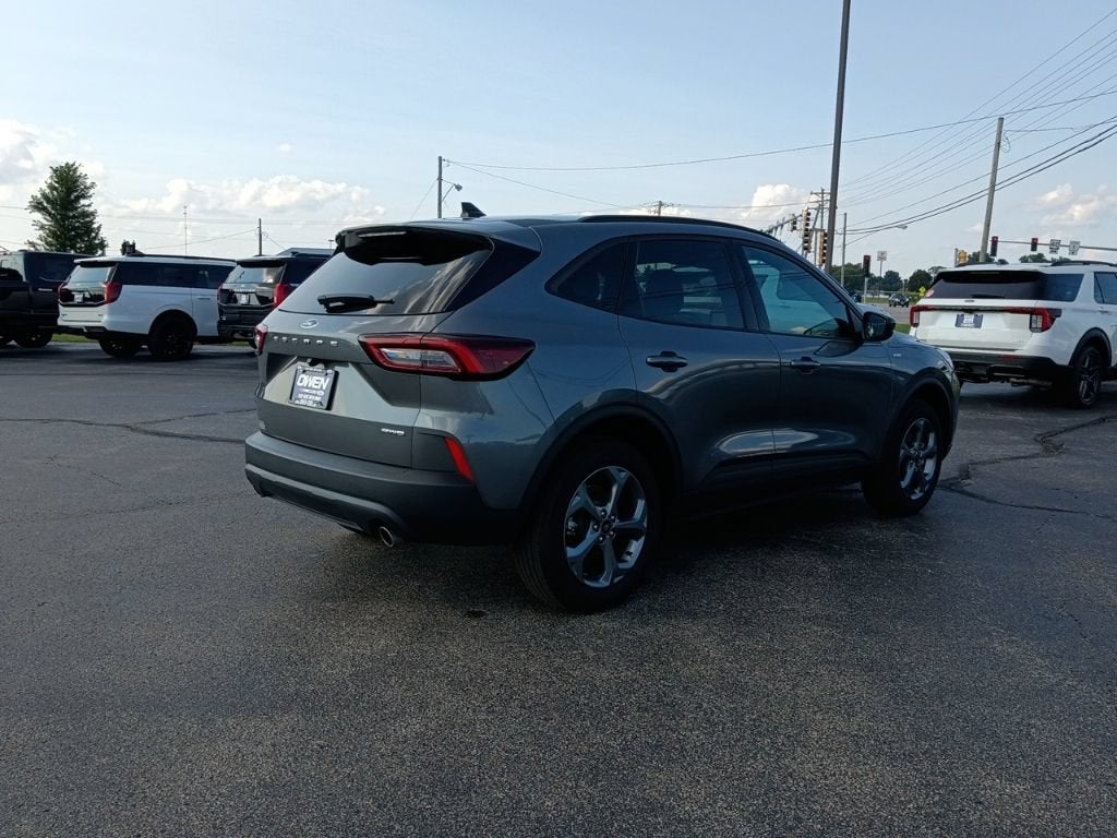 2025 Ford Escape ST-Line Select