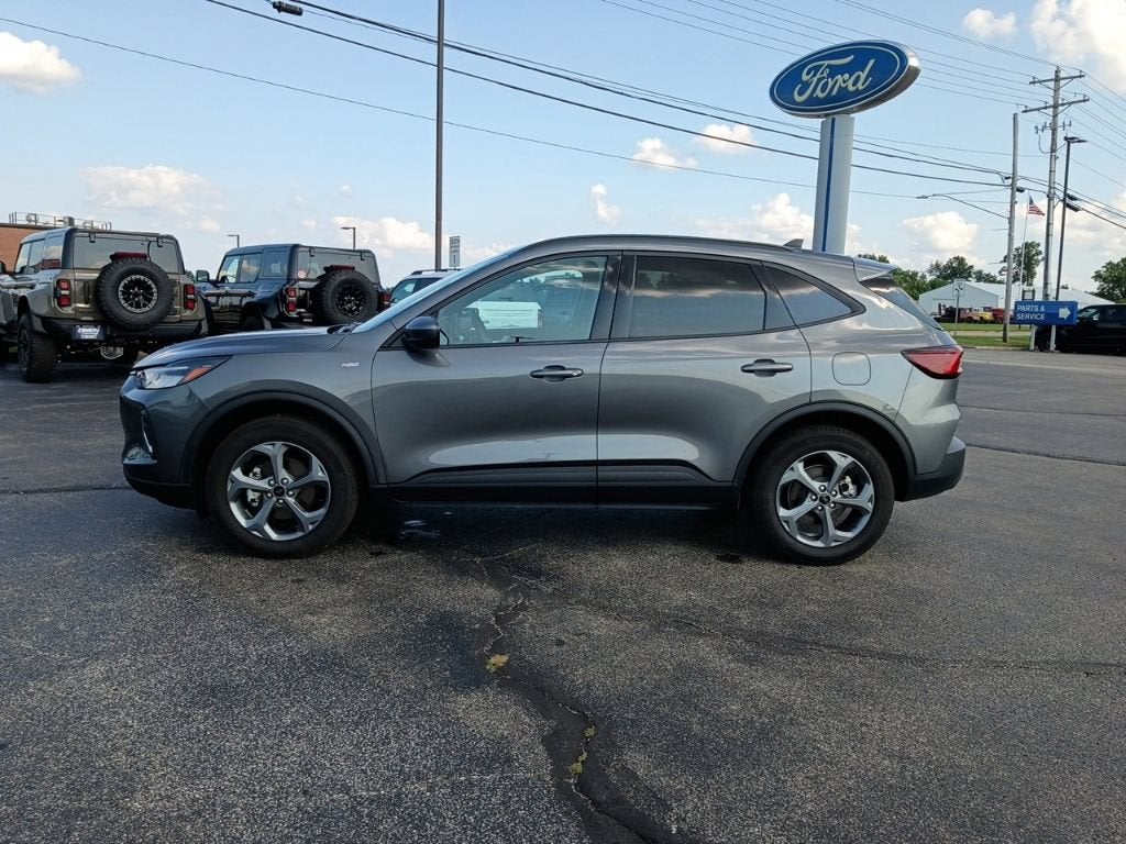 2025 Ford Escape ST-Line Select