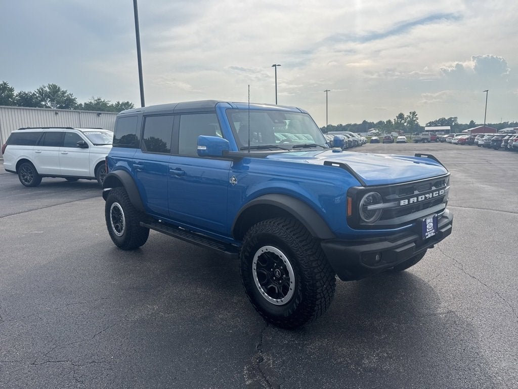 2024 Ford Bronco Outer Banks