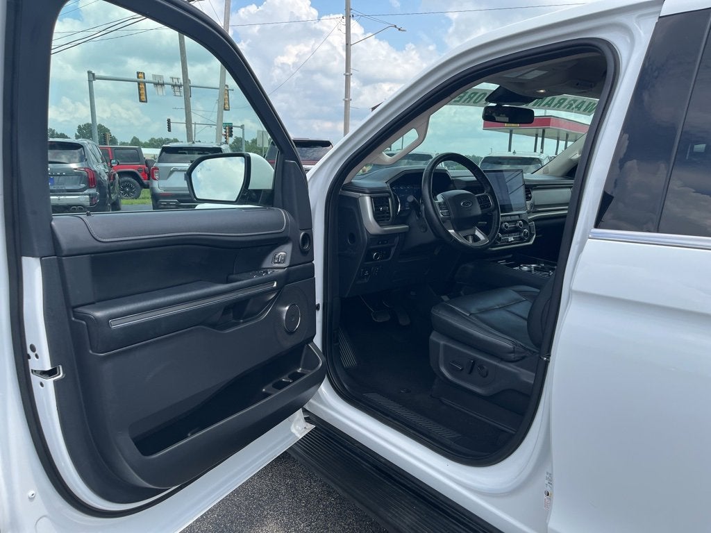 2024 Ford Expedition Max XLT