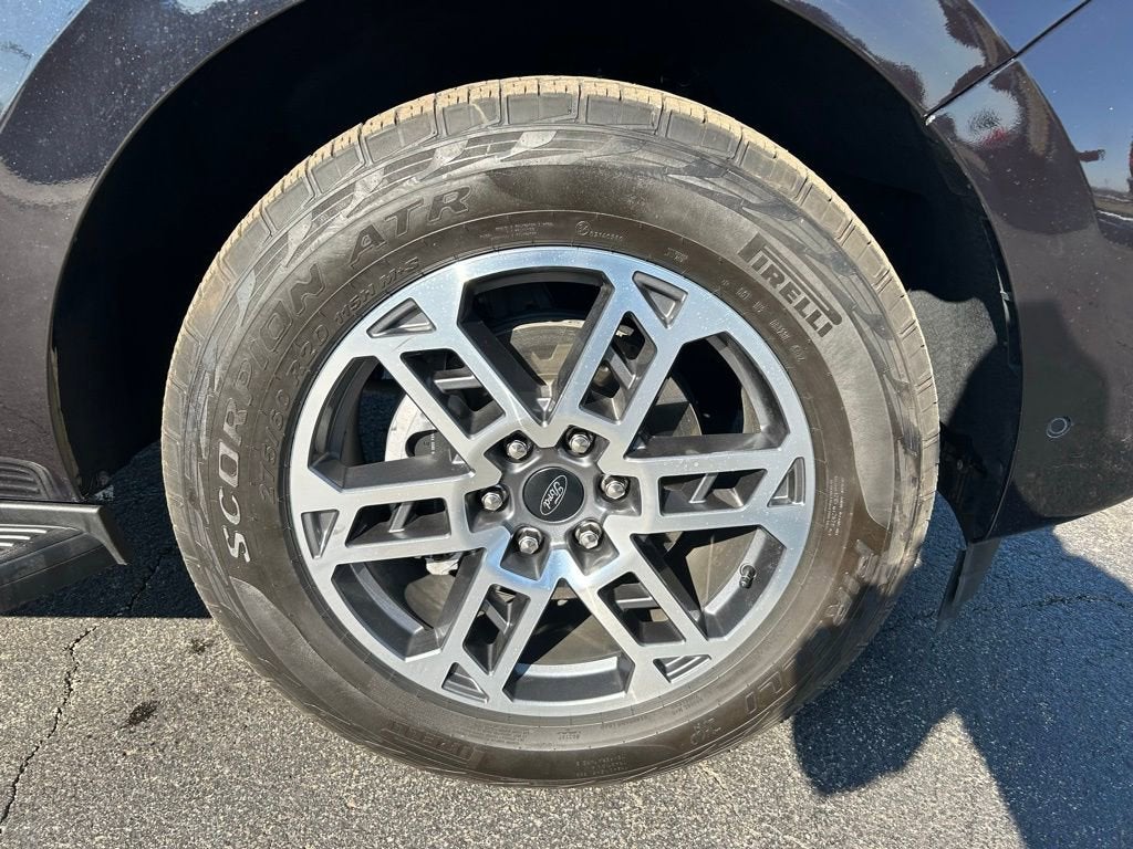 2025 Ford Expedition Active