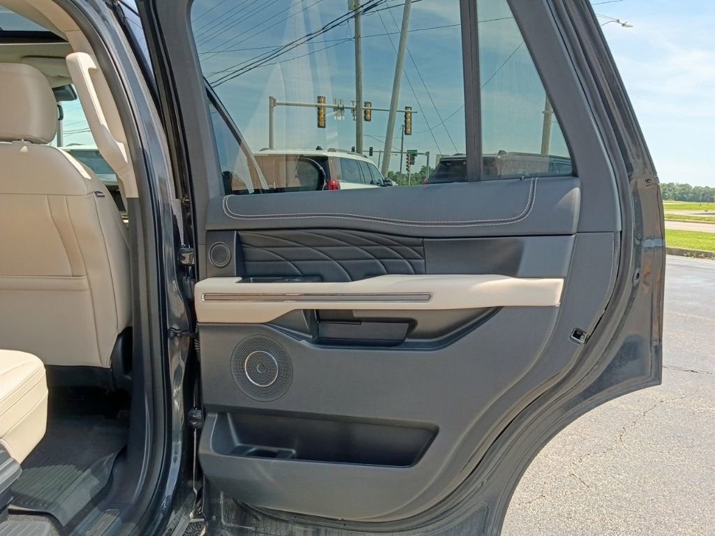 2023 Ford Expedition Platinum