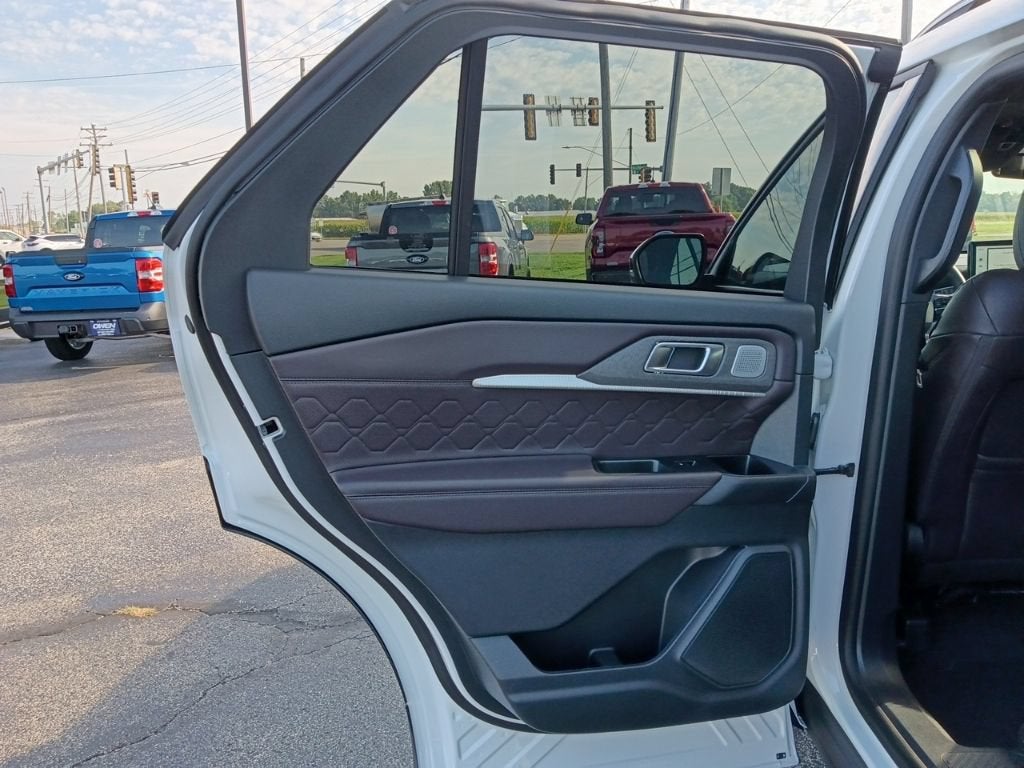 2027 Ford Explorer Platinum