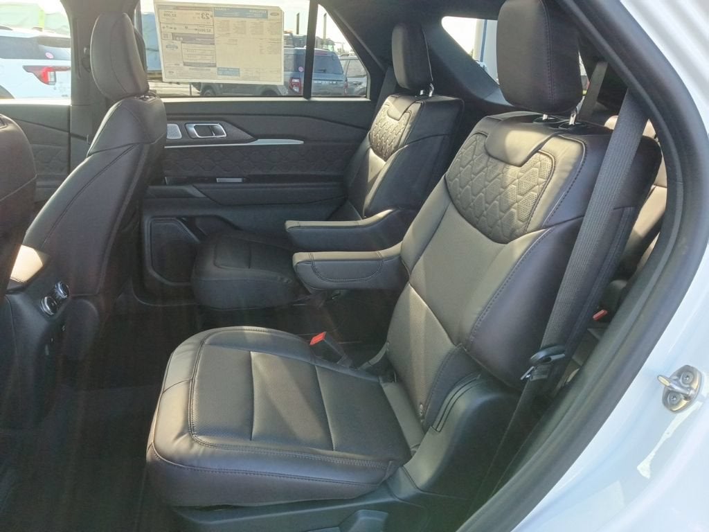 2027 Ford Explorer Platinum