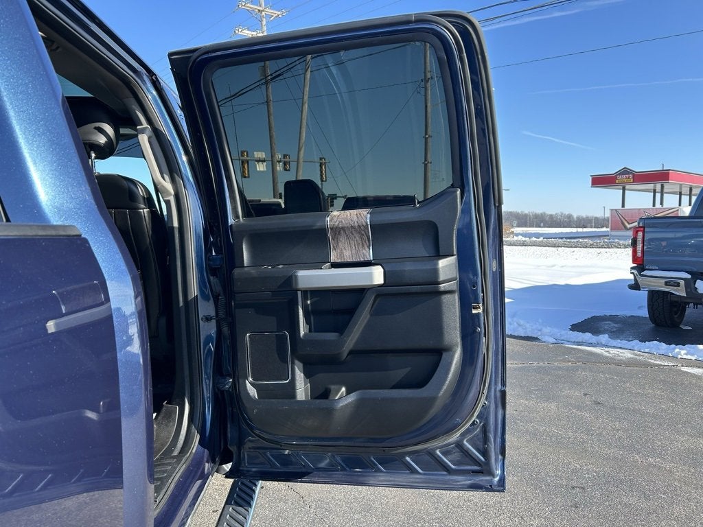 2017 Ford Super Duty F-250 SRW Lariat