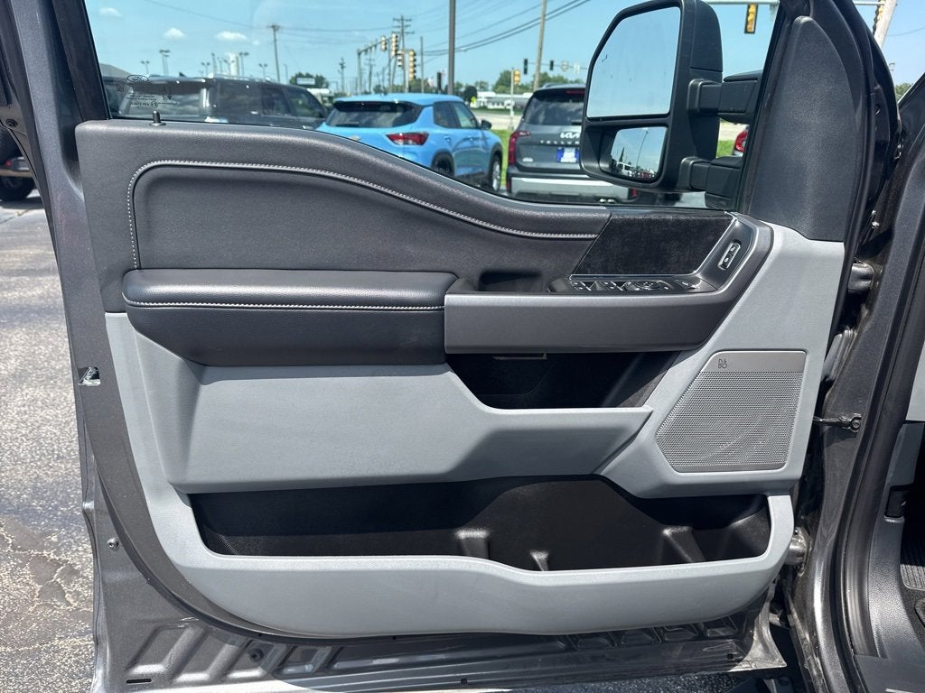 2025 Ford Super Duty F-250 SRW XLT