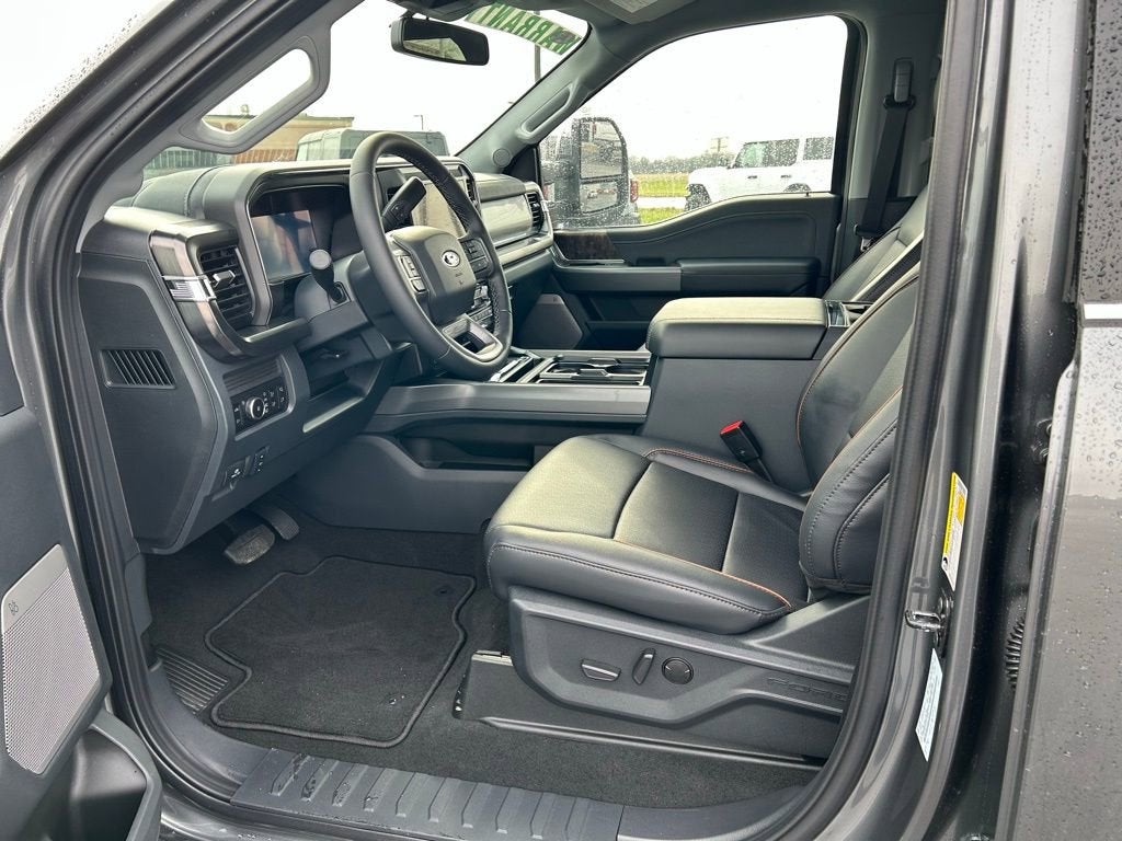 2026 Ford Super Duty F-250 SRW F-250® Lariat®