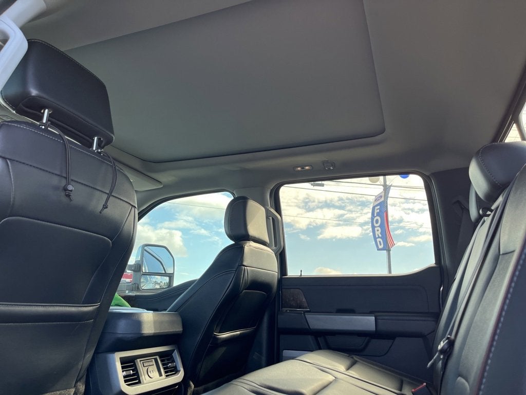 2023 Ford Super Duty F-250 SRW LARIAT