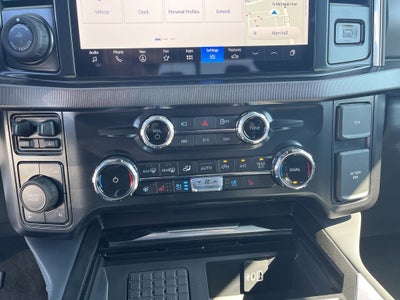 2026 Ford Super Duty F-350 SRW Platinum