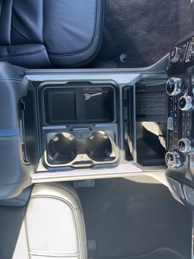 2026 Ford Super Duty F-350 SRW Platinum