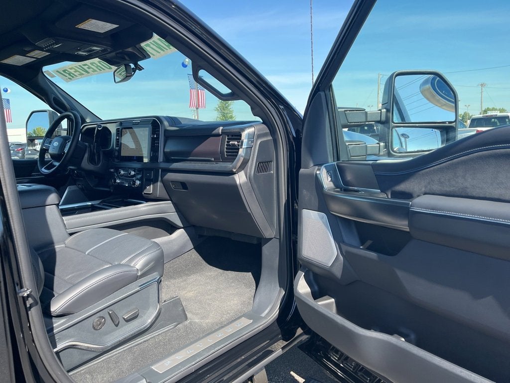 2026 Ford Super Duty F-350 SRW Platinum