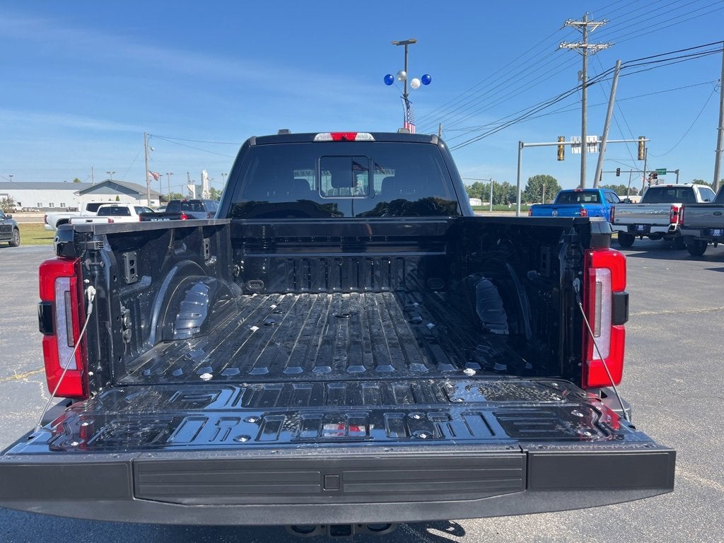 2026 Ford Super Duty F-350 SRW Platinum