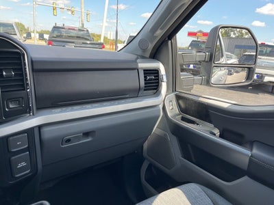 2026 Ford Super Duty F-350 SRW XLT