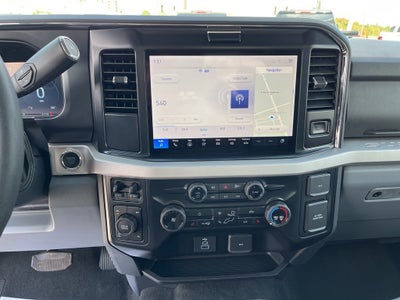 2026 Ford Super Duty F-350 SRW XLT