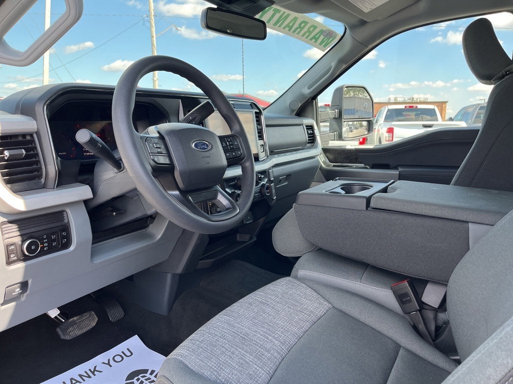 2026 Ford Super Duty F-350 SRW XLT