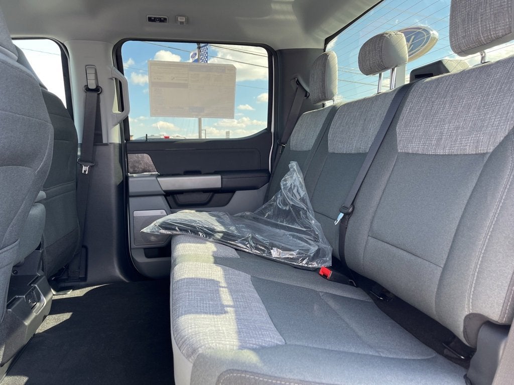 2026 Ford Super Duty F-350 SRW XLT