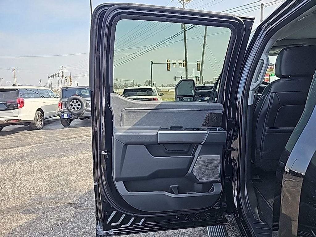 2026 Ford Super Duty F-350 SRW LARIAT