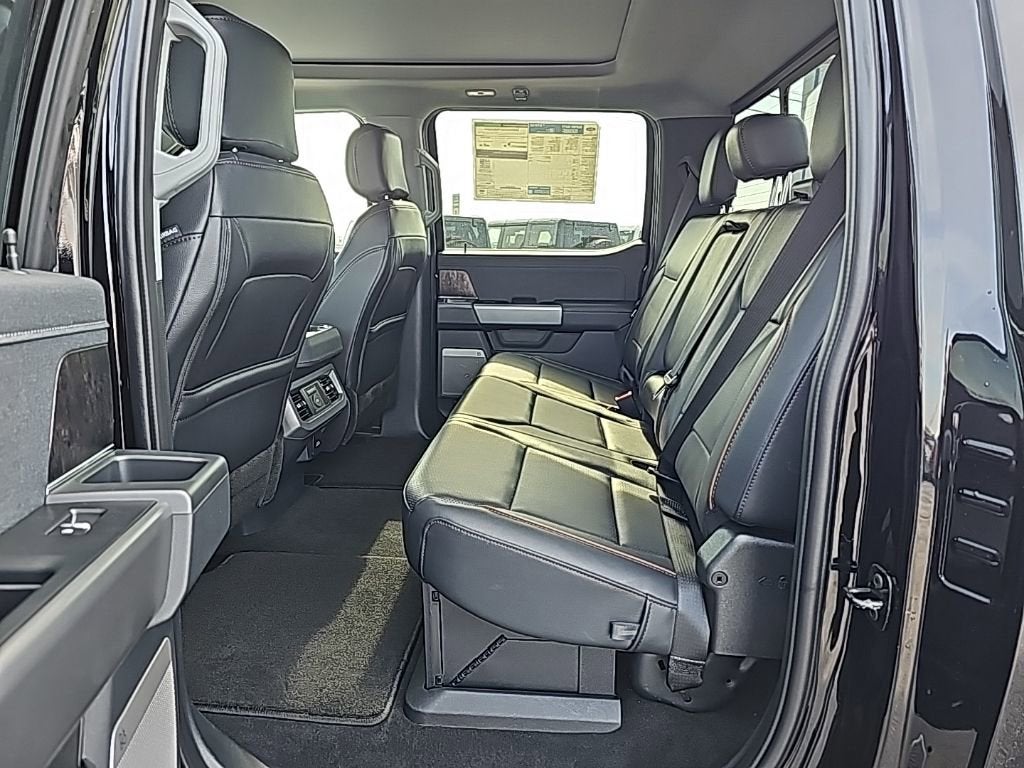 2026 Ford Super Duty F-350 SRW LARIAT