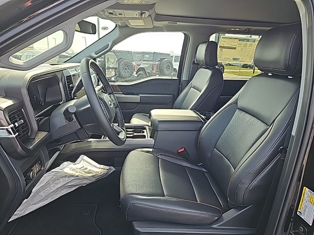 2026 Ford Super Duty F-350 SRW LARIAT