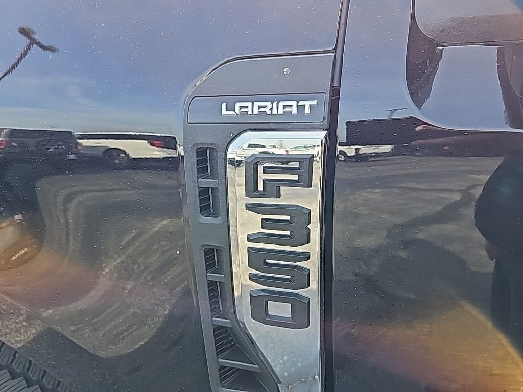 2026 Ford Super Duty F-350 SRW LARIAT