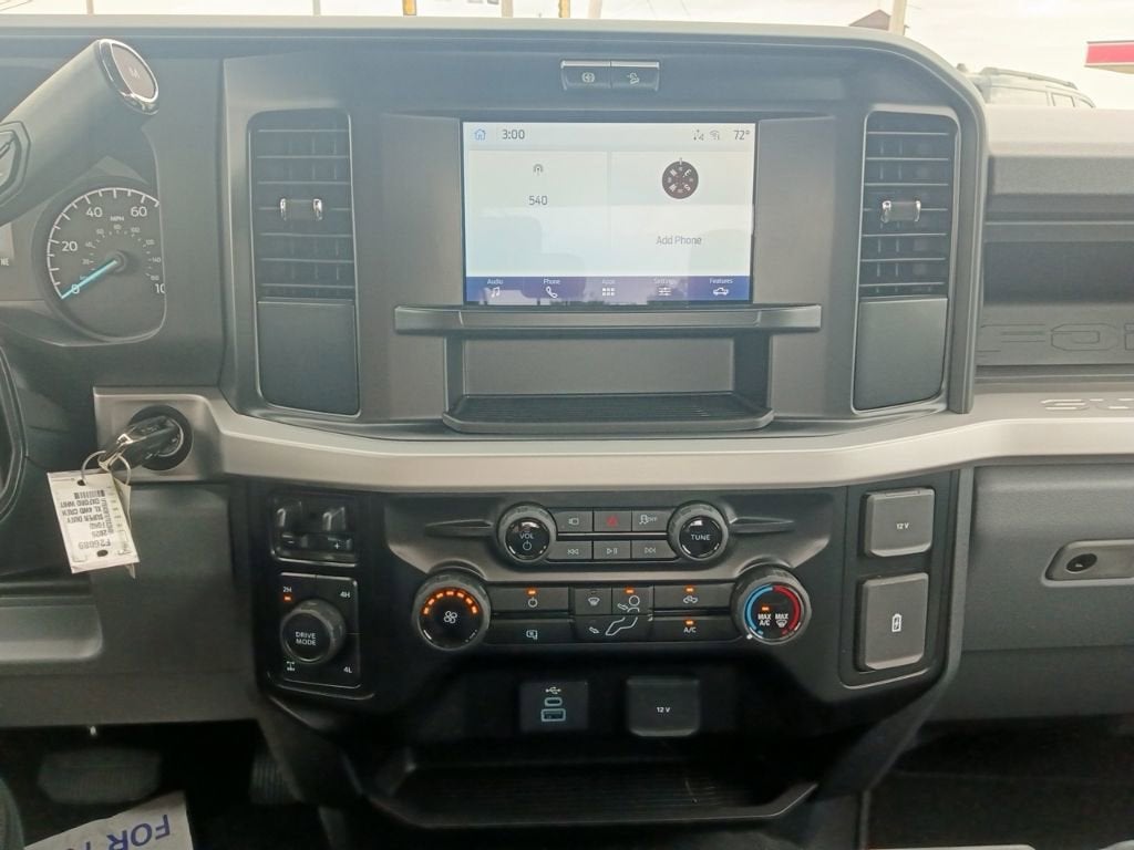 2026 Ford Super Duty F-350 SRW STX
