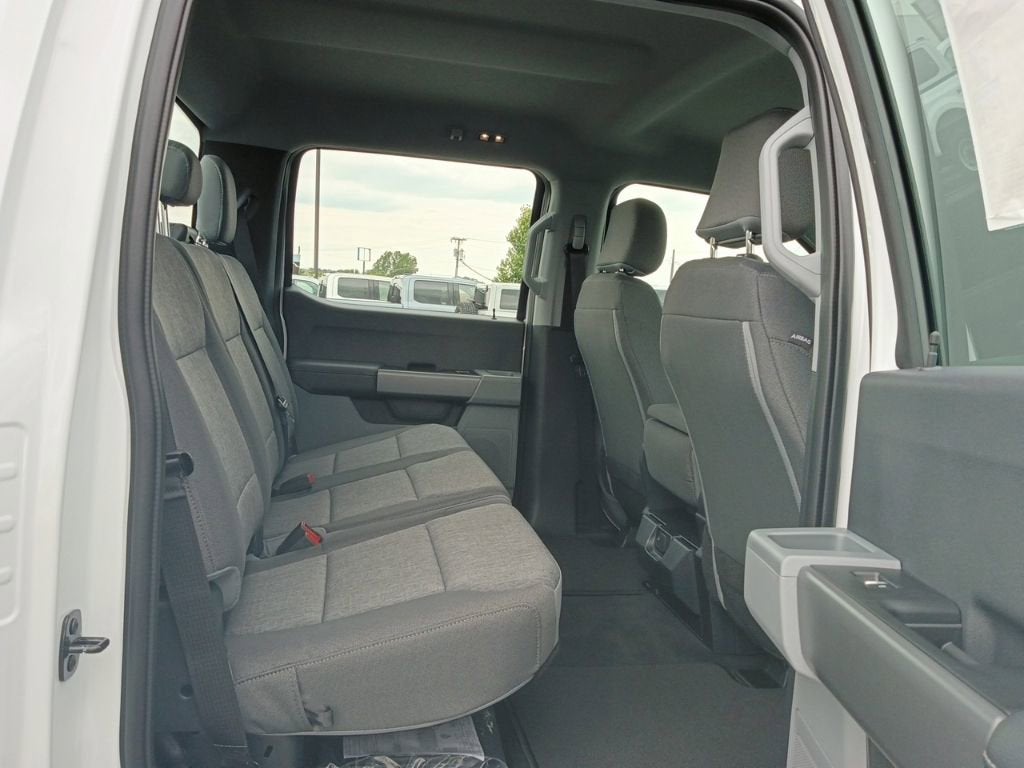 2026 Ford Super Duty F-350 SRW STX