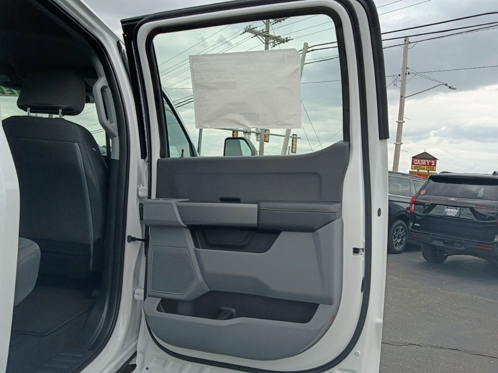 2026 Ford Super Duty F-350 SRW STX