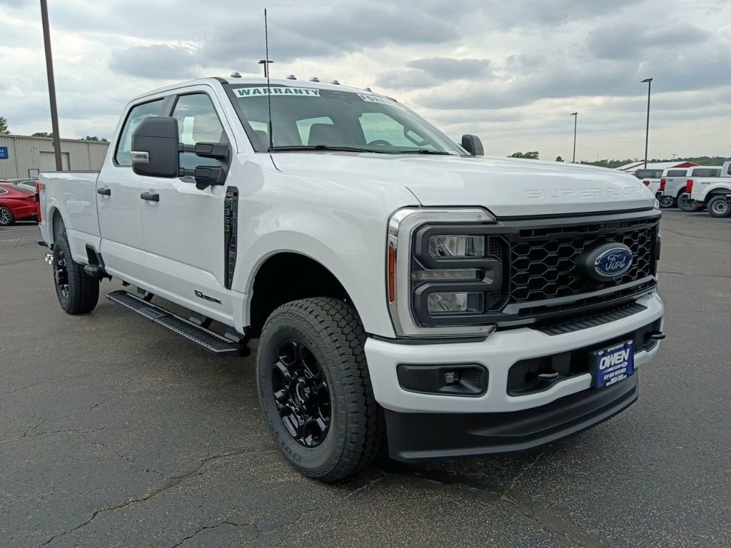 2026 Ford Super Duty F-350 SRW STX