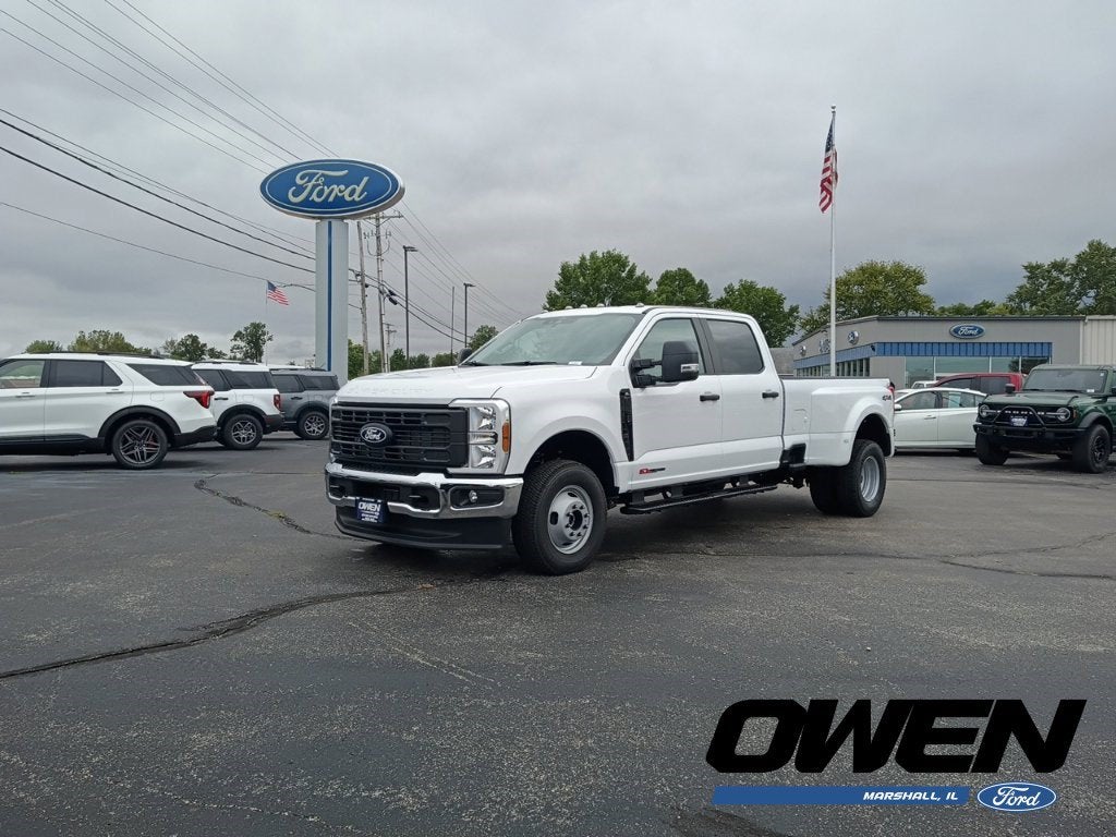 2027 Ford Super Duty F-350 DRW XL