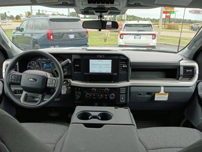 2027 Ford Super Duty F-350 DRW XL
