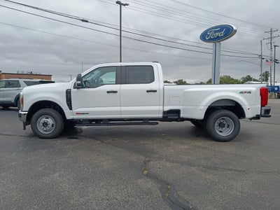 2027 Ford Super Duty F-350 DRW XL