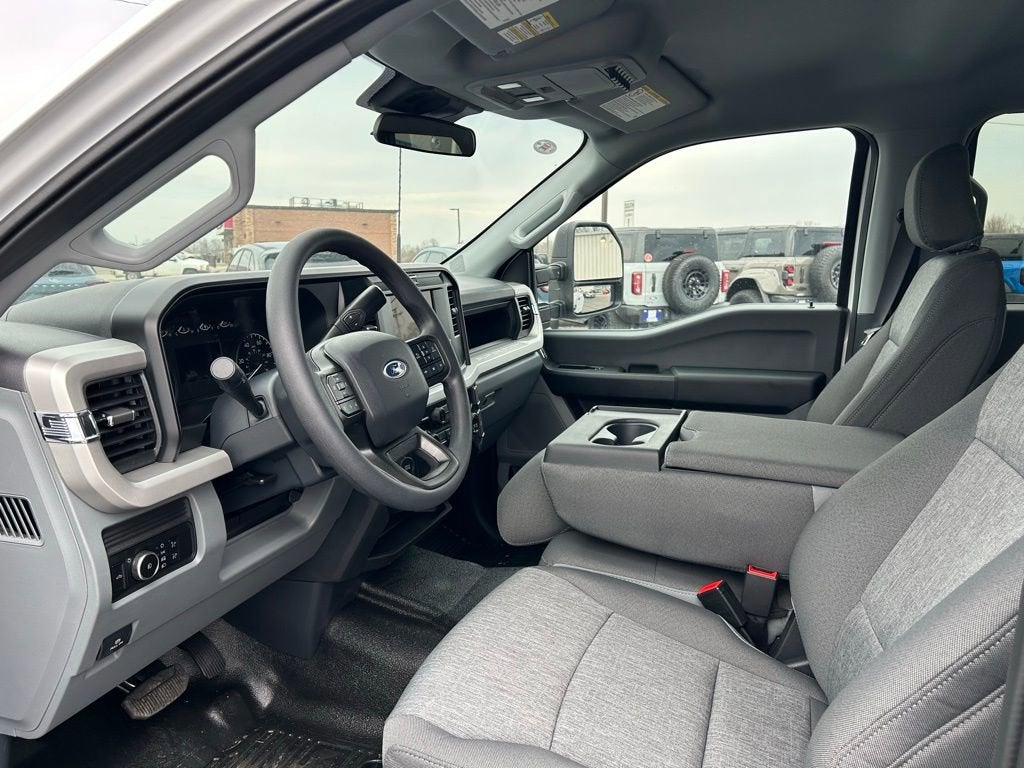 2026 Ford Super Duty F-350 DRW F-350® XL