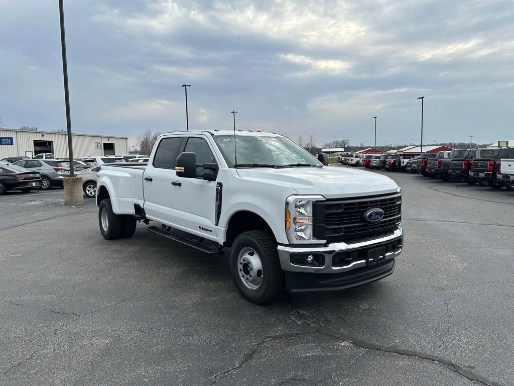 2026 Ford Super Duty F-350 DRW F-350® XL