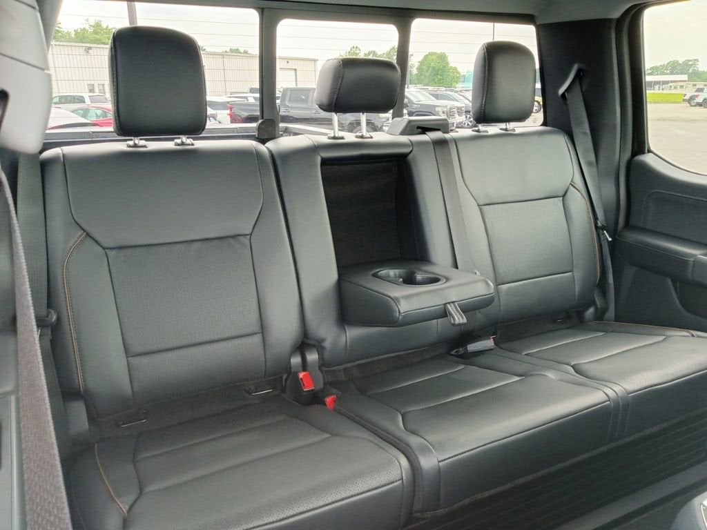 2026 Ford Super Duty F-350 DRW LARIAT