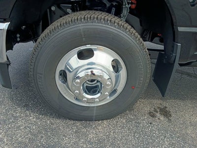 2026 Ford Super Duty F-350 DRW LARIAT