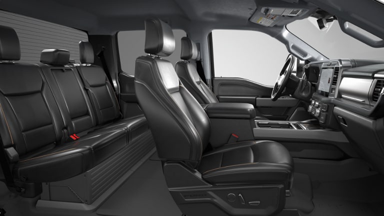 2026 Ford Super Duty F-350 DRW LARIAT